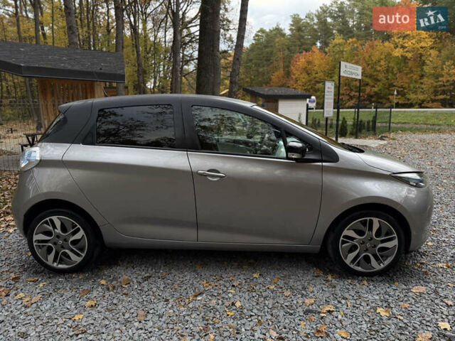 Сірий Рено Зое, об'ємом двигуна 0 л та пробігом 115 тис. км за 6499 $, фото 4 на Automoto.ua
