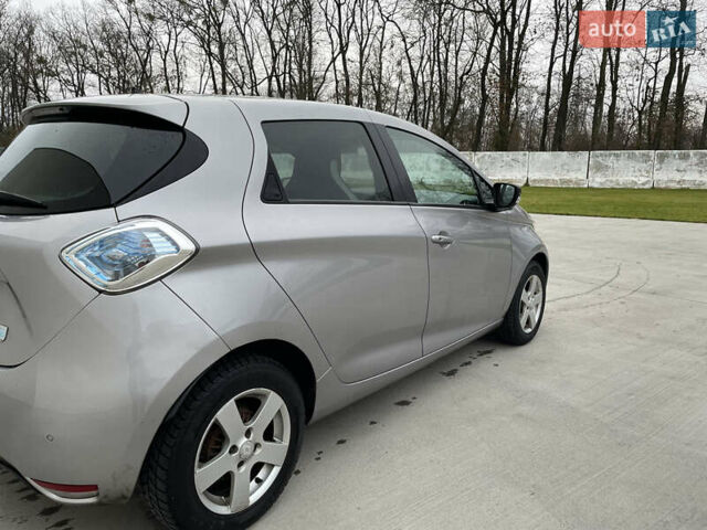 Сірий Рено Зое, об'ємом двигуна 0 л та пробігом 91 тис. км за 6999 $, фото 11 на Automoto.ua