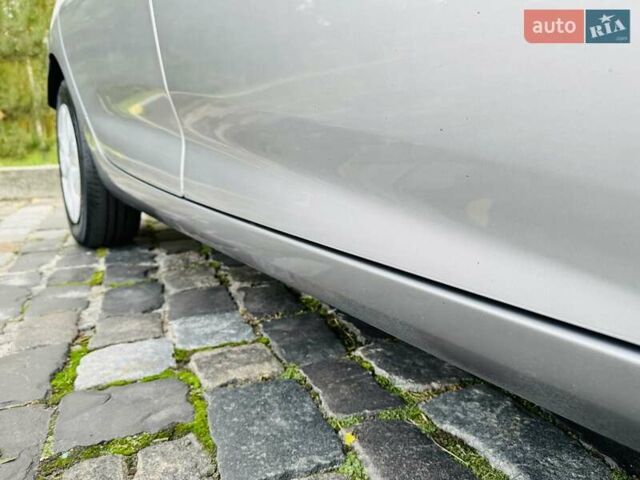 Серый Рено Зое, объемом двигателя 0 л и пробегом 85 тыс. км за 8444 $, фото 36 на Automoto.ua