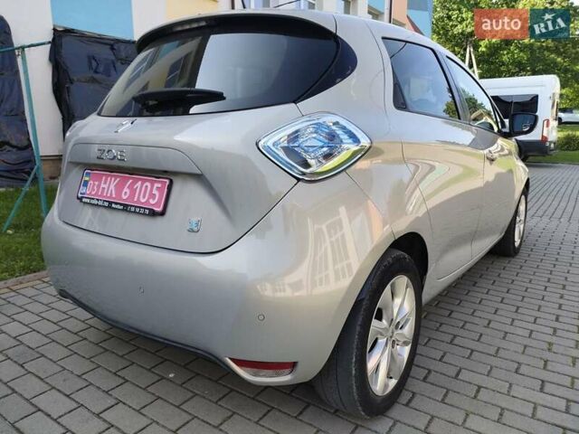 Сірий Рено Зое, об'ємом двигуна 0 л та пробігом 86 тис. км за 6800 $, фото 4 на Automoto.ua