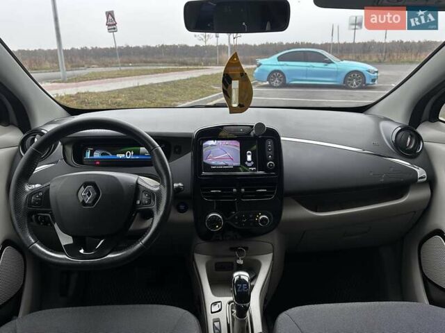 Сірий Рено Зое, об'ємом двигуна 0 л та пробігом 150 тис. км за 7700 $, фото 17 на Automoto.ua