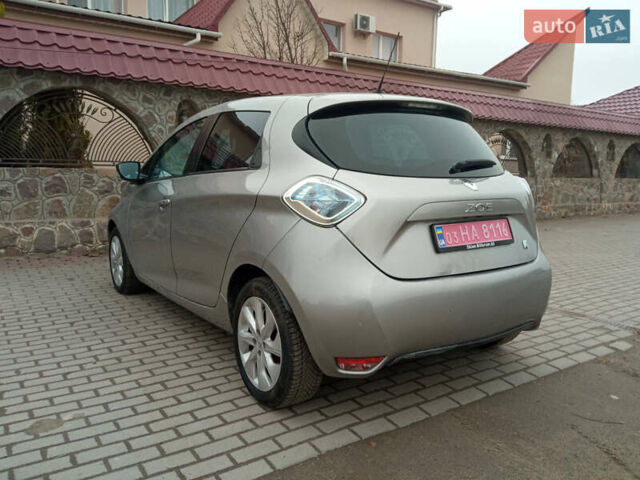 Сірий Рено Зое, об'ємом двигуна 0 л та пробігом 110 тис. км за 6300 $, фото 5 на Automoto.ua