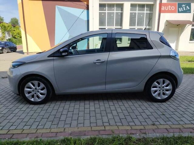 Сірий Рено Зое, об'ємом двигуна 0 л та пробігом 86 тис. км за 6800 $, фото 6 на Automoto.ua