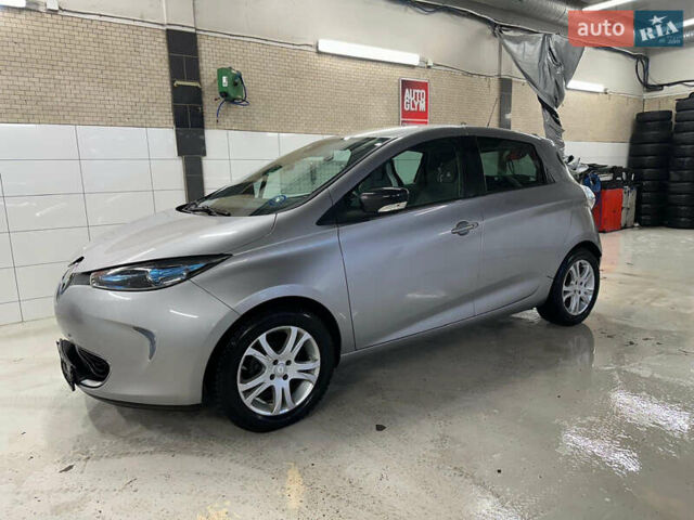 Сірий Рено Зое, об'ємом двигуна 0 л та пробігом 47 тис. км за 4800 $, фото 4 на Automoto.ua