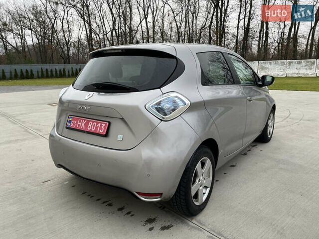 Сірий Рено Зое, об'ємом двигуна 0 л та пробігом 91 тис. км за 6999 $, фото 10 на Automoto.ua