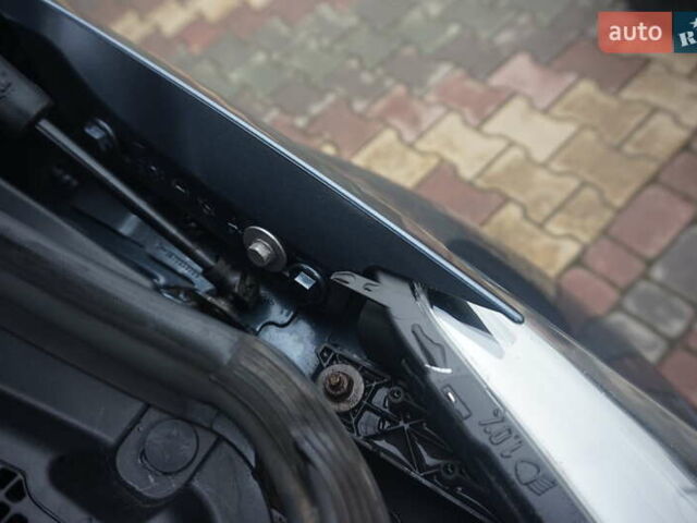 Серый Рено Зое, объемом двигателя 0 л и пробегом 182 тыс. км за 8200 $, фото 54 на Automoto.ua