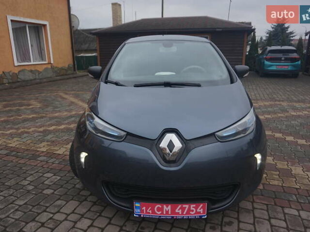 Серый Рено Зое, объемом двигателя 0 л и пробегом 182 тыс. км за 8200 $, фото 16 на Automoto.ua