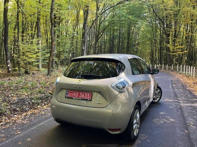 Сірий Рено Зое, об'ємом двигуна 0 л та пробігом 71 тис. км за 9600 $, фото 8 на Automoto.ua