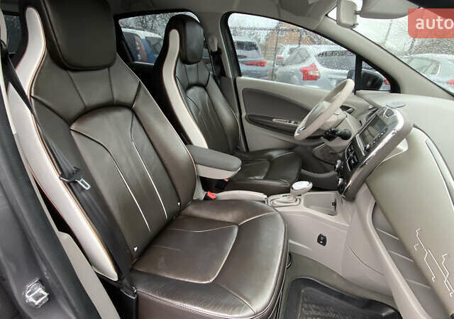 Сірий Рено Зое, об'ємом двигуна 0 л та пробігом 85 тис. км за 9600 $, фото 29 на Automoto.ua