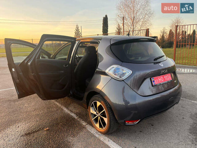 Сірий Рено Зое, об'ємом двигуна 0 л та пробігом 96 тис. км за 9200 $, фото 5 на Automoto.ua
