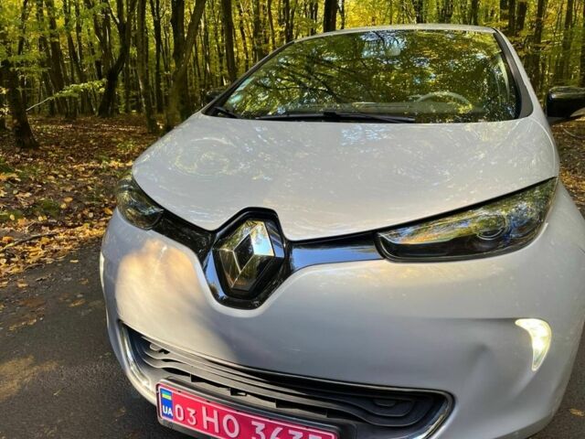Сірий Рено Зое, об'ємом двигуна 0 л та пробігом 71 тис. км за 9600 $, фото 13 на Automoto.ua