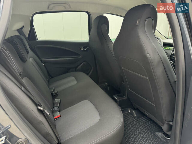 Сірий Рено Зое, об'ємом двигуна 0 л та пробігом 80 тис. км за 9000 $, фото 12 на Automoto.ua