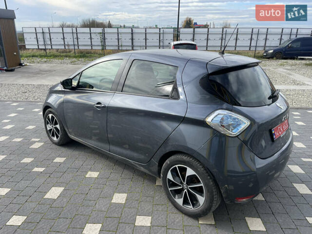 Рено Зое 2017 в Тернополе на Automoto.ua Серый Рено Зое, объемом двигателя 0 л и пробегом 130 тыс. км за 9200 $, фото 4 на Automoto.ua
