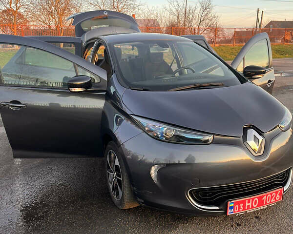 Сірий Рено Зое, об'ємом двигуна 0 л та пробігом 96 тис. км за 9200 $, фото 1 на Automoto.ua