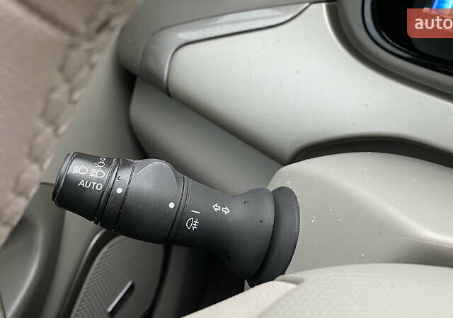 Сірий Рено Зое, об'ємом двигуна 0 л та пробігом 85 тис. км за 9600 $, фото 48 на Automoto.ua