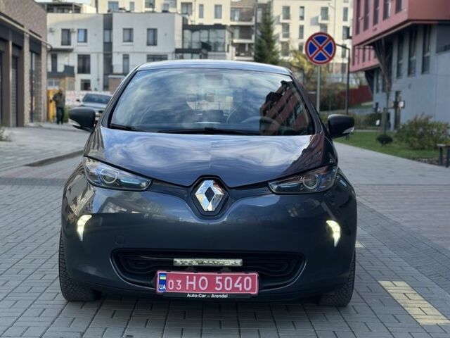 Сірий Рено Зое, об'ємом двигуна 0 л та пробігом 137 тис. км за 8950 $, фото 1 на Automoto.ua