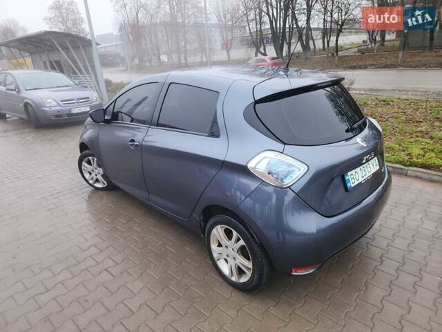 Сірий Рено Зое, об'ємом двигуна 0 л та пробігом 154 тис. км за 7900 $, фото 3 на Automoto.ua