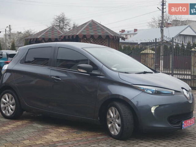 Серый Рено Зое, объемом двигателя 0 л и пробегом 182 тыс. км за 8200 $, фото 5 на Automoto.ua