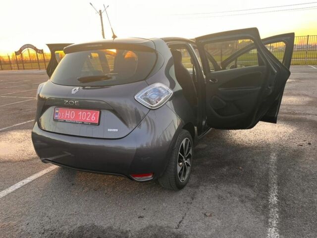 Сірий Рено Зое, об'ємом двигуна 0 л та пробігом 97 тис. км за 9200 $, фото 7 на Automoto.ua