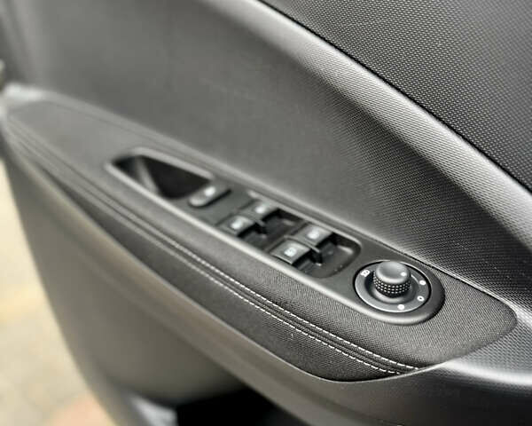 Сірий Рено Зое, об'ємом двигуна 0 л та пробігом 104 тис. км за 9200 $, фото 16 на Automoto.ua
