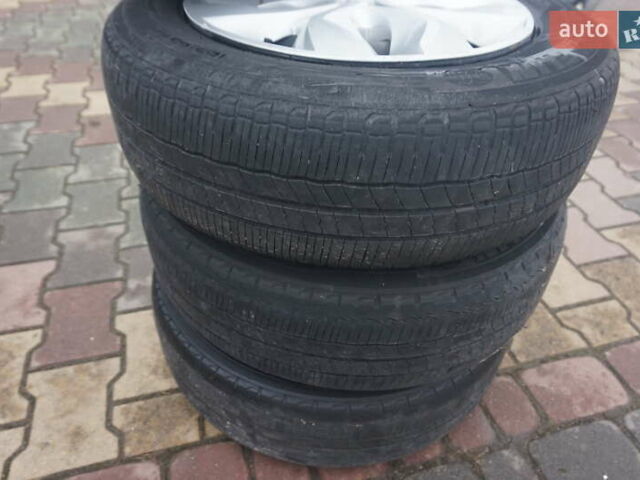 Серый Рено Зое, объемом двигателя 0 л и пробегом 182 тыс. км за 8200 $, фото 77 на Automoto.ua