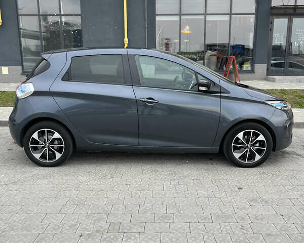 Сірий Рено Зое, об'ємом двигуна 0 л та пробігом 104 тис. км за 9200 $, фото 2 на Automoto.ua