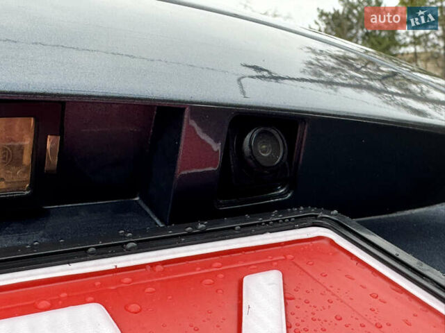 Серый Рено Зое, объемом двигателя 0 л и пробегом 164 тыс. км за 10200 $, фото 10 на Automoto.ua