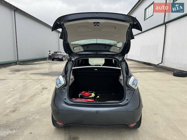 Сірий Рено Зое, об'ємом двигуна 0 л та пробігом 80 тис. км за 9000 $, фото 4 на Automoto.ua