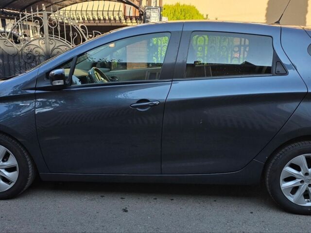 Сірий Рено Зое, об'ємом двигуна 0 л та пробігом 129 тис. км за 10900 $, фото 14 на Automoto.ua