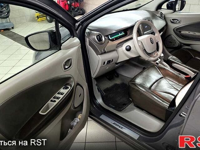 Сірий Рено Зое, об'ємом двигуна 92 л та пробігом 98 тис. км за 10700 $, фото 5 на Automoto.ua