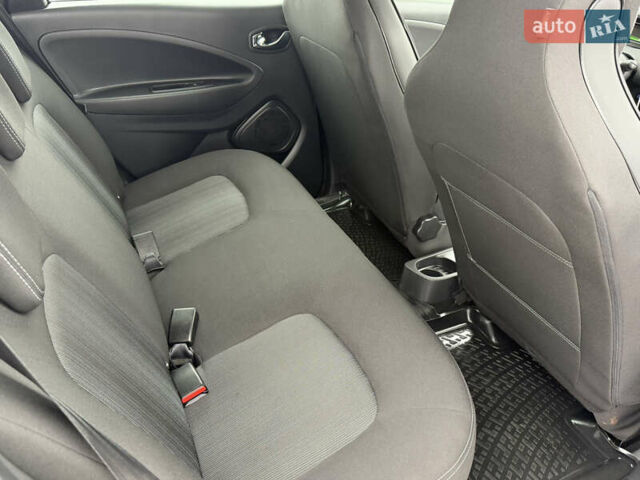 Сірий Рено Зое, об'ємом двигуна 0 л та пробігом 105 тис. км за 8850 $, фото 13 на Automoto.ua