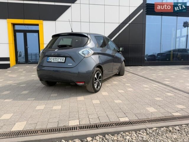 Серый Рено Зое, объемом двигателя 0 л и пробегом 137 тыс. км за 9600 $, фото 3 на Automoto.ua