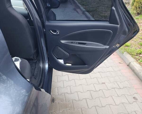 Сірий Рено Зое, об'ємом двигуна 0 л та пробігом 154 тис. км за 7900 $, фото 9 на Automoto.ua