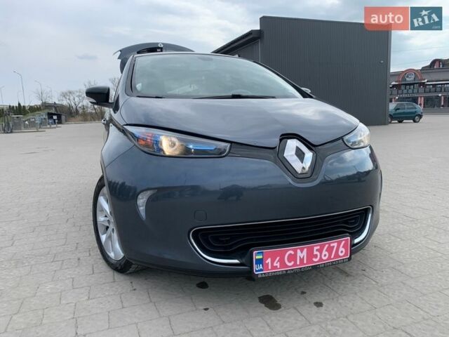 Серый Рено Зое, объемом двигателя 0 л и пробегом 140 тыс. км за 9200 $, фото 1 на Automoto.ua