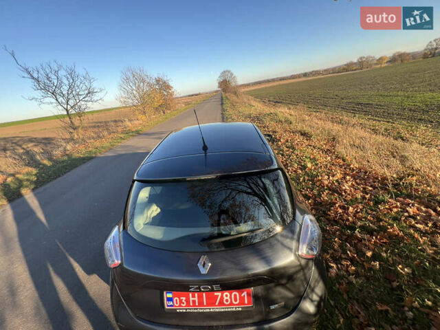 Серый Рено Зое, объемом двигателя 0 л и пробегом 108 тыс. км за 8500 $, фото 2 на Automoto.ua