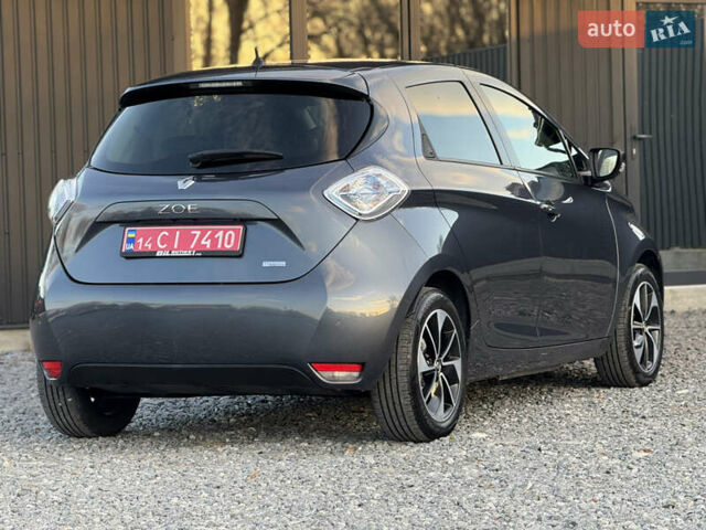 Серый Рено Зое, объемом двигателя 0 л и пробегом 119 тыс. км за 9950 $, фото 14 на Automoto.ua