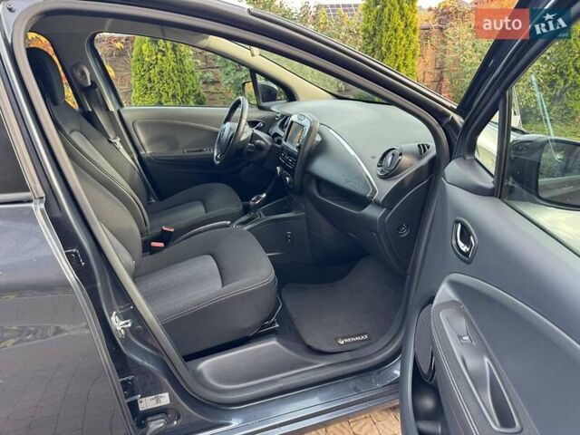Рено Зое 2018 в Луцке на Automoto.ua Серый Рено Зое, объемом двигателя 0 л и пробегом 117 тыс. км за 9400 $, фото 11 на Automoto.ua