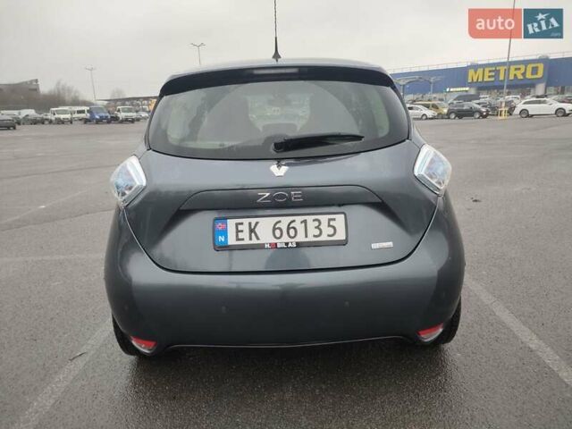 Сірий Рено Зое, об'ємом двигуна 0 л та пробігом 98 тис. км за 9200 $, фото 1 на Automoto.ua