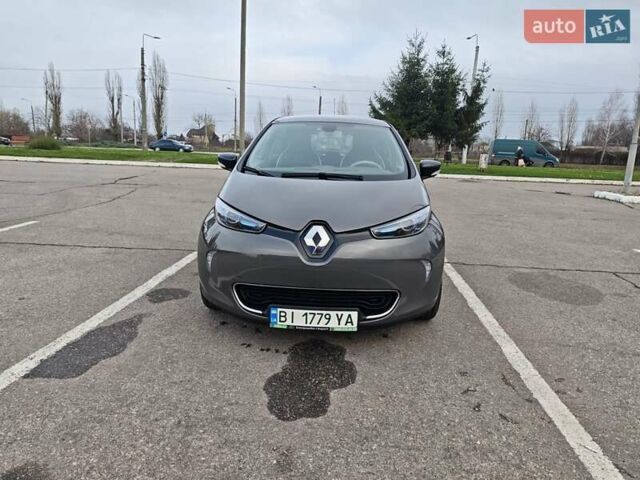 Сірий Рено Зое, об'ємом двигуна 0 л та пробігом 122 тис. км за 10500 $, фото 2 на Automoto.ua