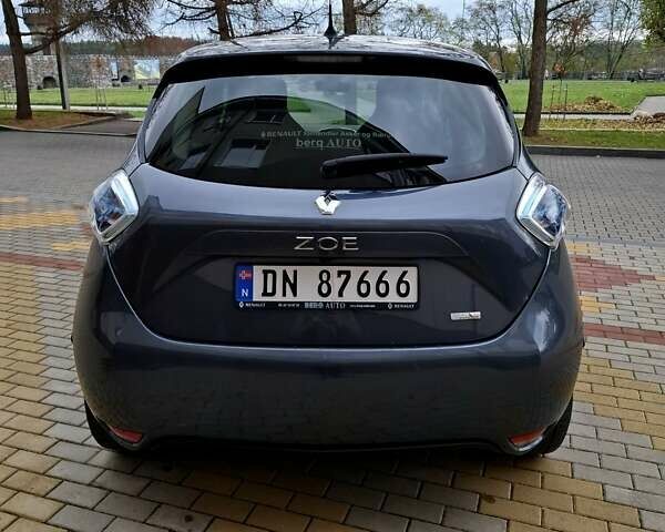Сірий Рено Зое, об'ємом двигуна 0 л та пробігом 118 тис. км за 9200 $, фото 52 на Automoto.ua