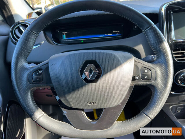 Серый Рено Зое, объемом двигателя 26 л и пробегом 78 тыс. км за 7700 $, фото 13 на Automoto.ua