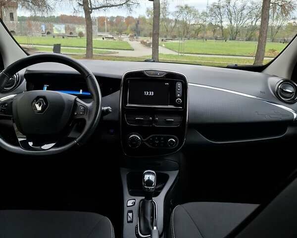 Сірий Рено Зое, об'ємом двигуна 0 л та пробігом 118 тис. км за 9200 $, фото 18 на Automoto.ua
