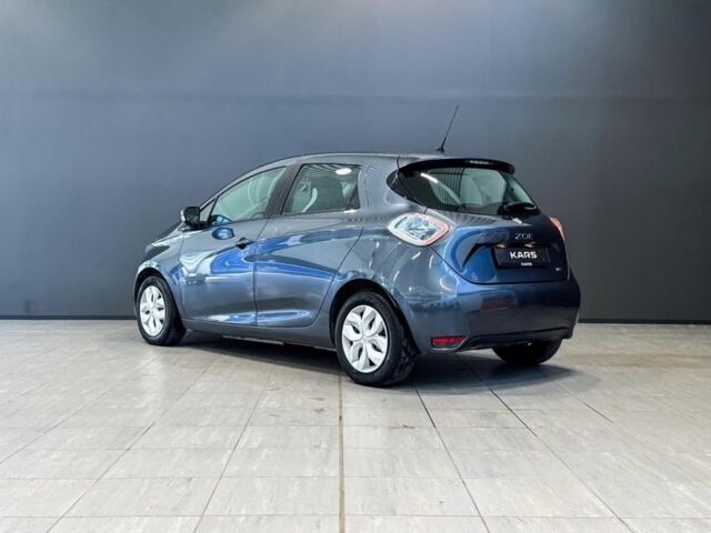 Серый Рено Зое, объемом двигателя 0 л и пробегом 90 тыс. км за 9000 $, фото 1 на Automoto.ua