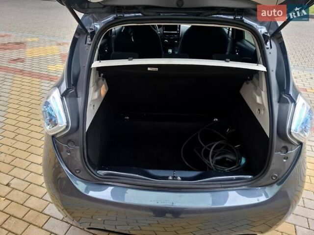 Сірий Рено Зое, об'ємом двигуна 0 л та пробігом 118 тис. км за 9200 $, фото 46 на Automoto.ua