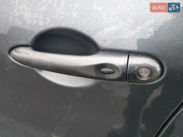 Сірий Рено Зое, об'ємом двигуна 0 л та пробігом 98 тис. км за 9200 $, фото 23 на Automoto.ua