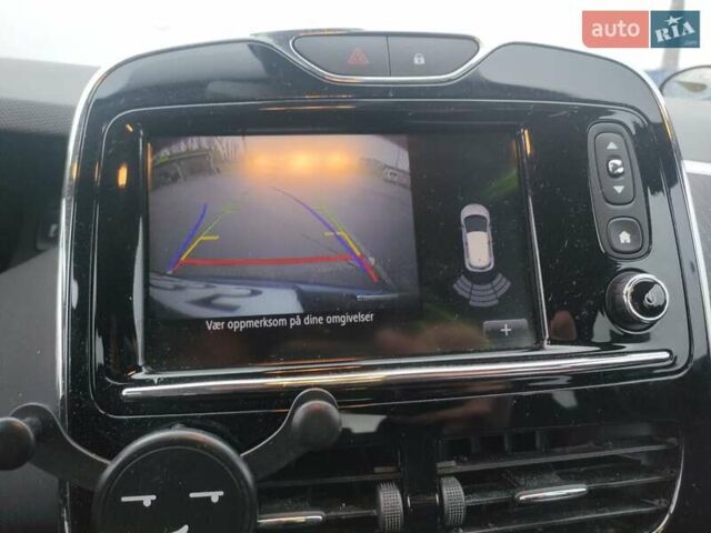 Сірий Рено Зое, об'ємом двигуна 0 л та пробігом 98 тис. км за 9200 $, фото 19 на Automoto.ua