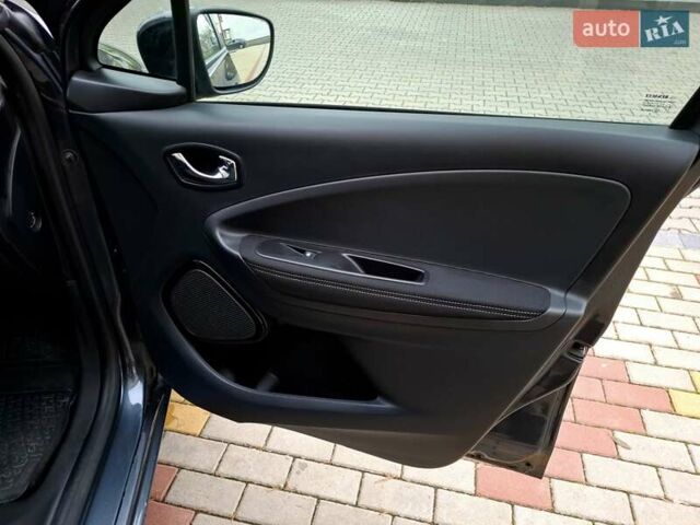 Сірий Рено Зое, об'ємом двигуна 0 л та пробігом 118 тис. км за 9200 $, фото 15 на Automoto.ua