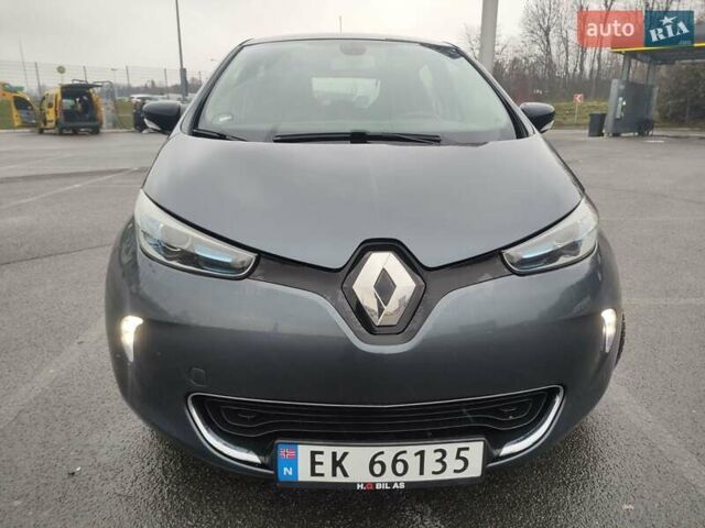 Сірий Рено Зое, об'ємом двигуна 0 л та пробігом 98 тис. км за 9200 $, фото 12 на Automoto.ua