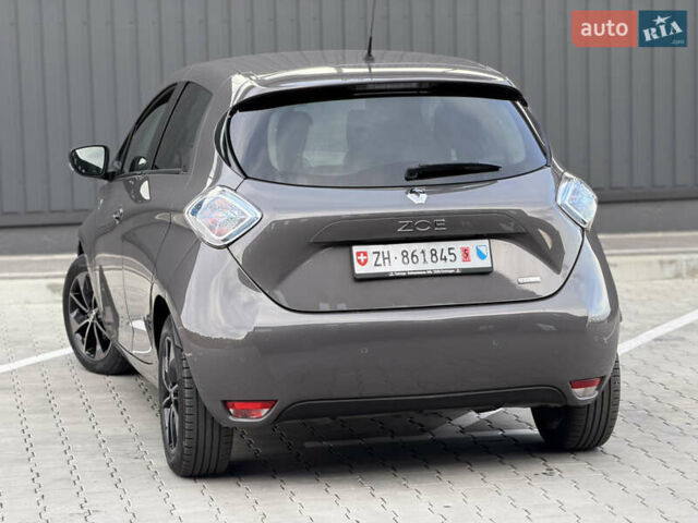 Сірий Рено Зое, об'ємом двигуна 0 л та пробігом 126 тис. км за 10499 $, фото 12 на Automoto.ua
