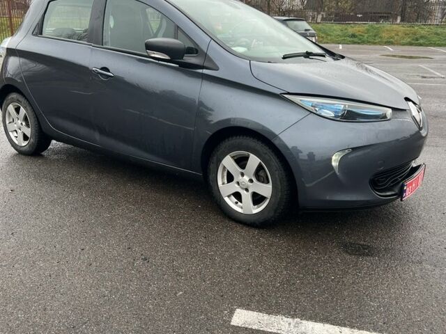 Серый Рено Зое, объемом двигателя 0 л и пробегом 91 тыс. км за 8800 $, фото 2 на Automoto.ua